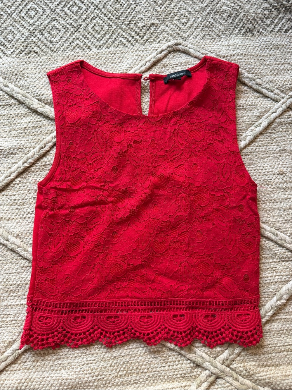 Ambiance - Lace Crop Tank Top - Red Size Small